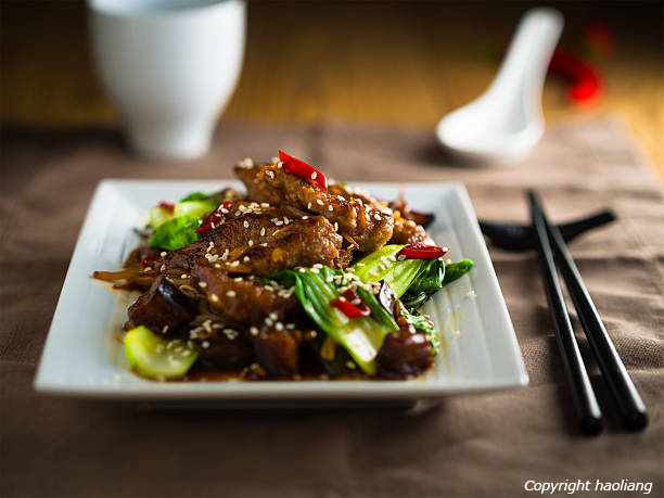 Rindfleisch und Pak Choi